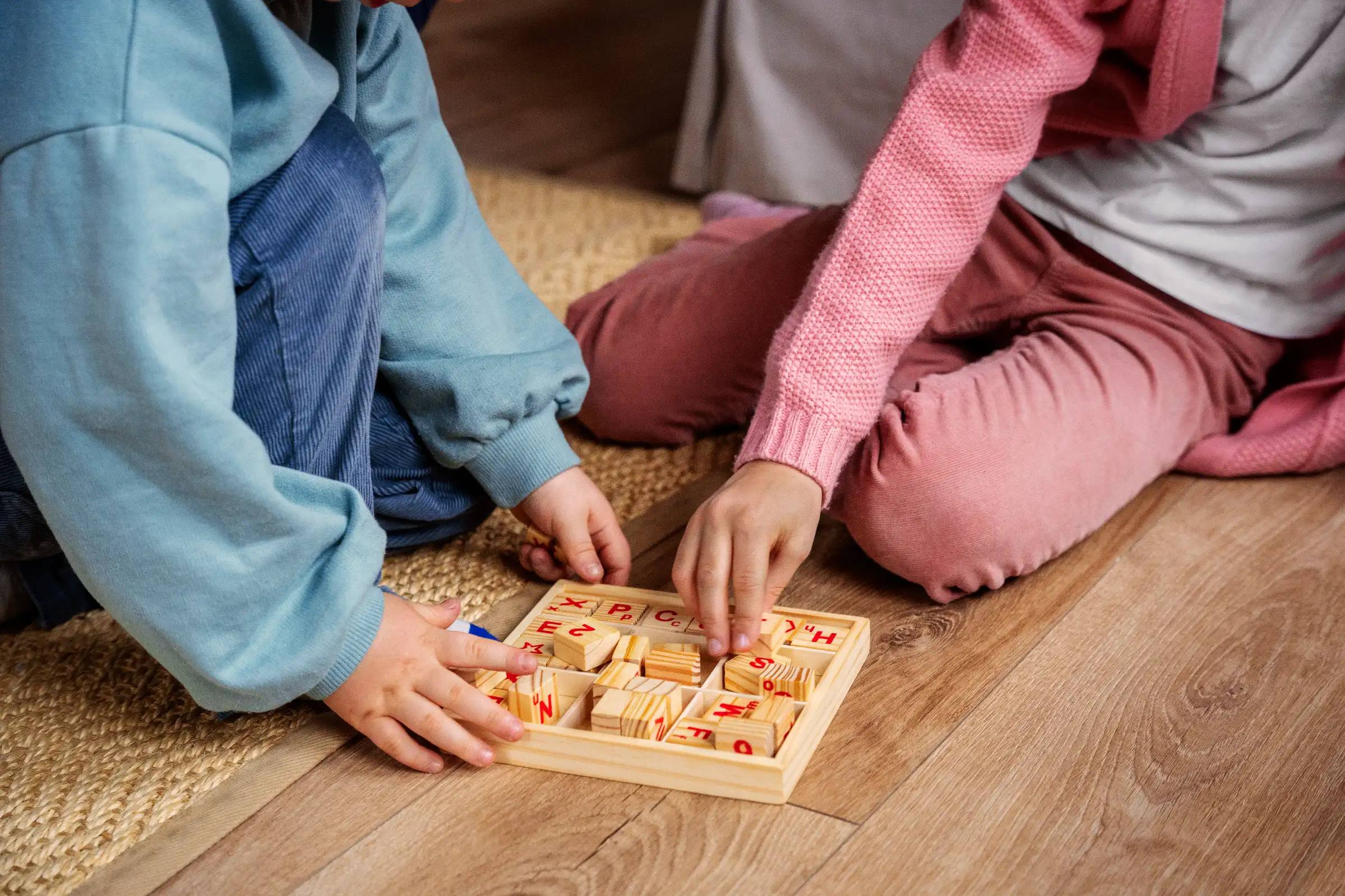 Best Money Board Games & Monopoly Alternatives for Family Game Night