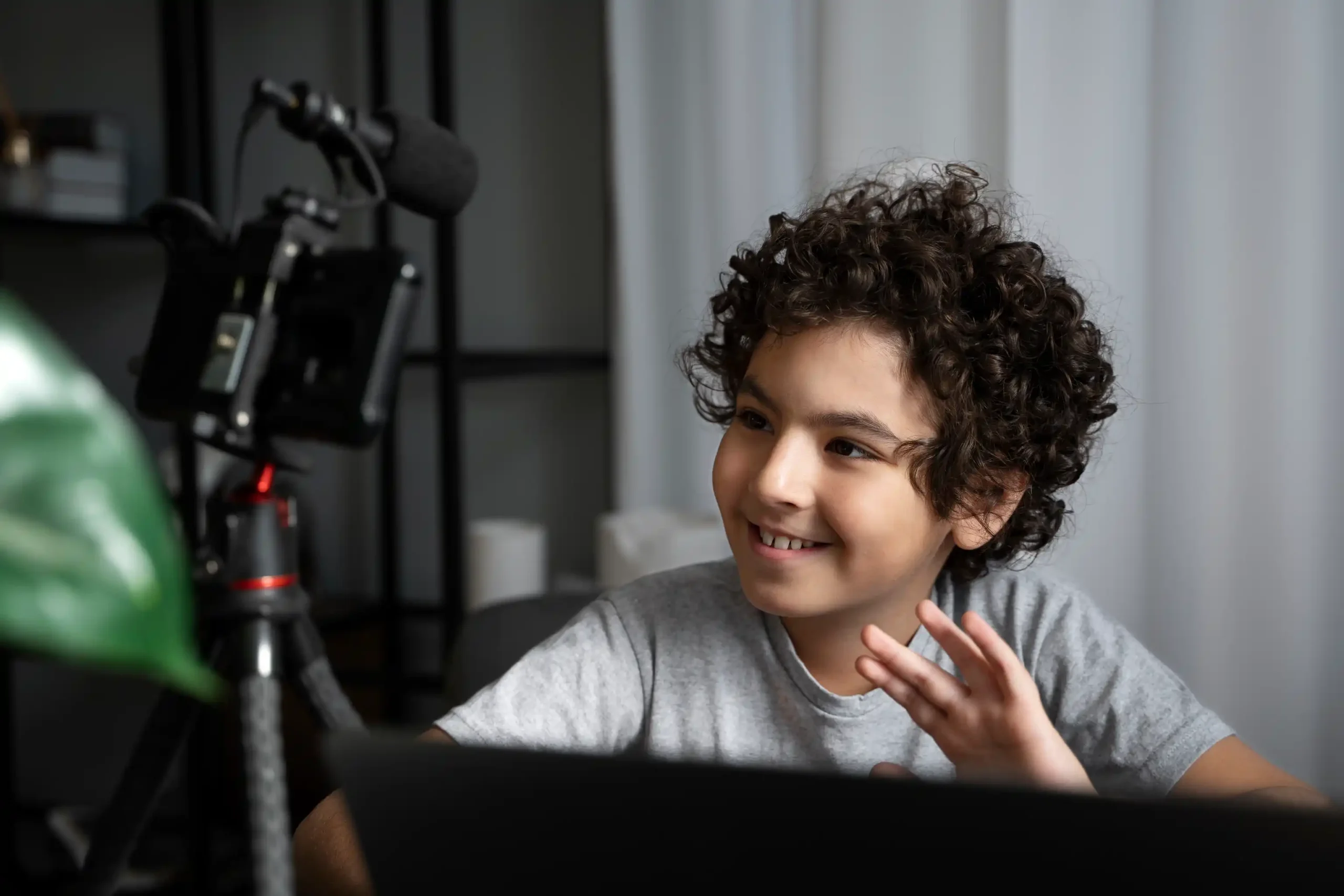 7 Fun Public Speaking Activities & Games for Kids